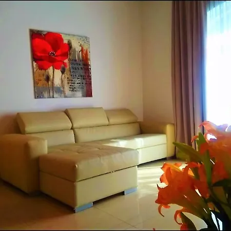 Cmh Classic Rooms 3*