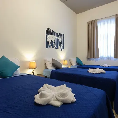 فندق مبيت وإفطار Cmh Classic Rooms 3*