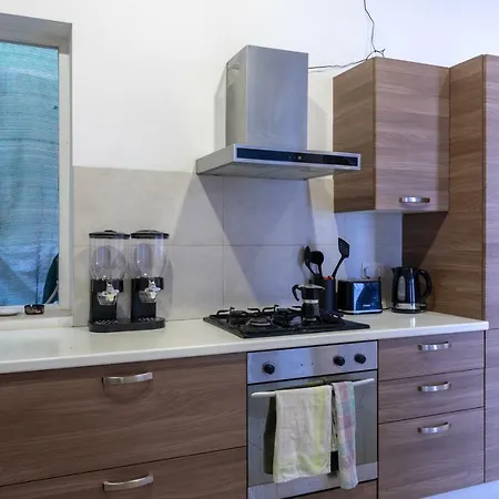 Cmh Classic Rooms Panzió Mellieħa
